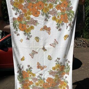 1970s Montgomery Ward butterfly floral bath towel set vintage